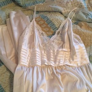 Vintage lily of France long nightgown white S